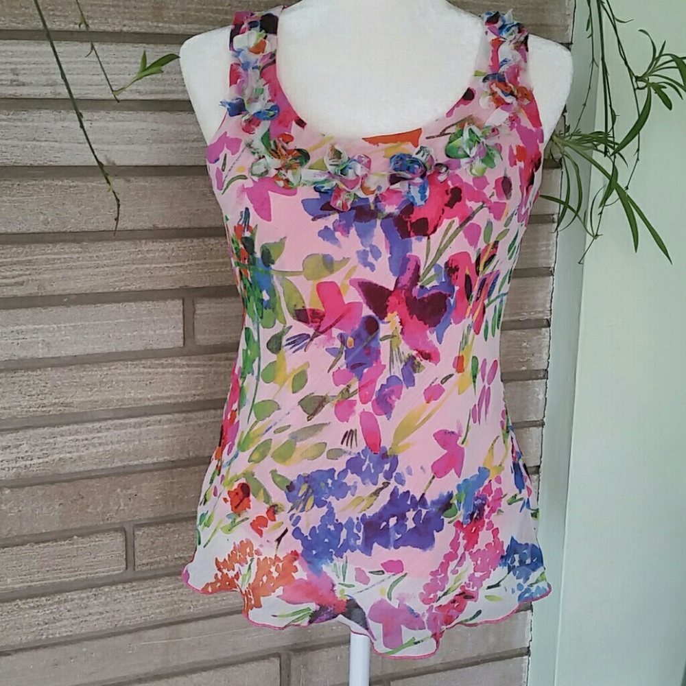 Spense Sleeveless Floral Top